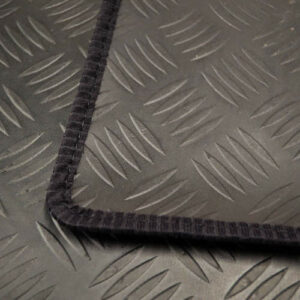Renault Trafic Rubber Mats – Tailored (2014 to Present)